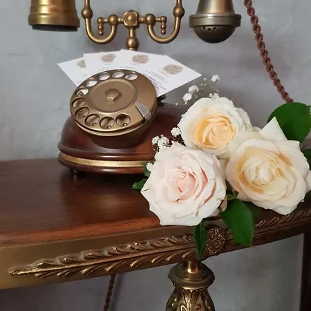 Il Sasso Bianco Bed & Breakfast *