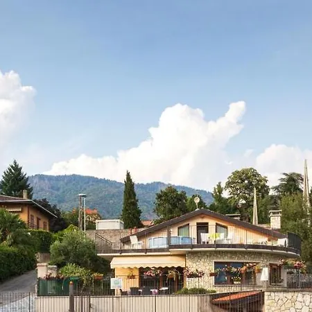 Il Sasso Bianco فندق مبيت وإفطار *