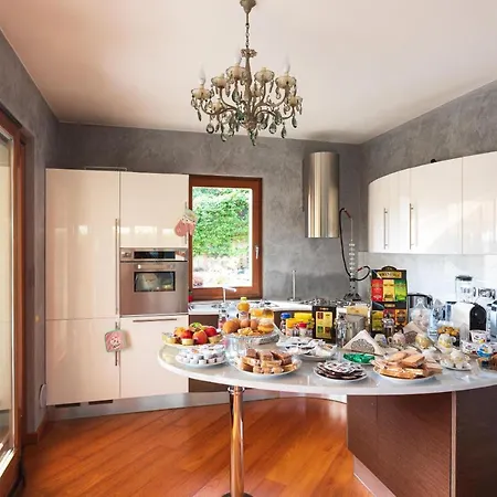 Il Sasso Bianco Bed & Breakfast *